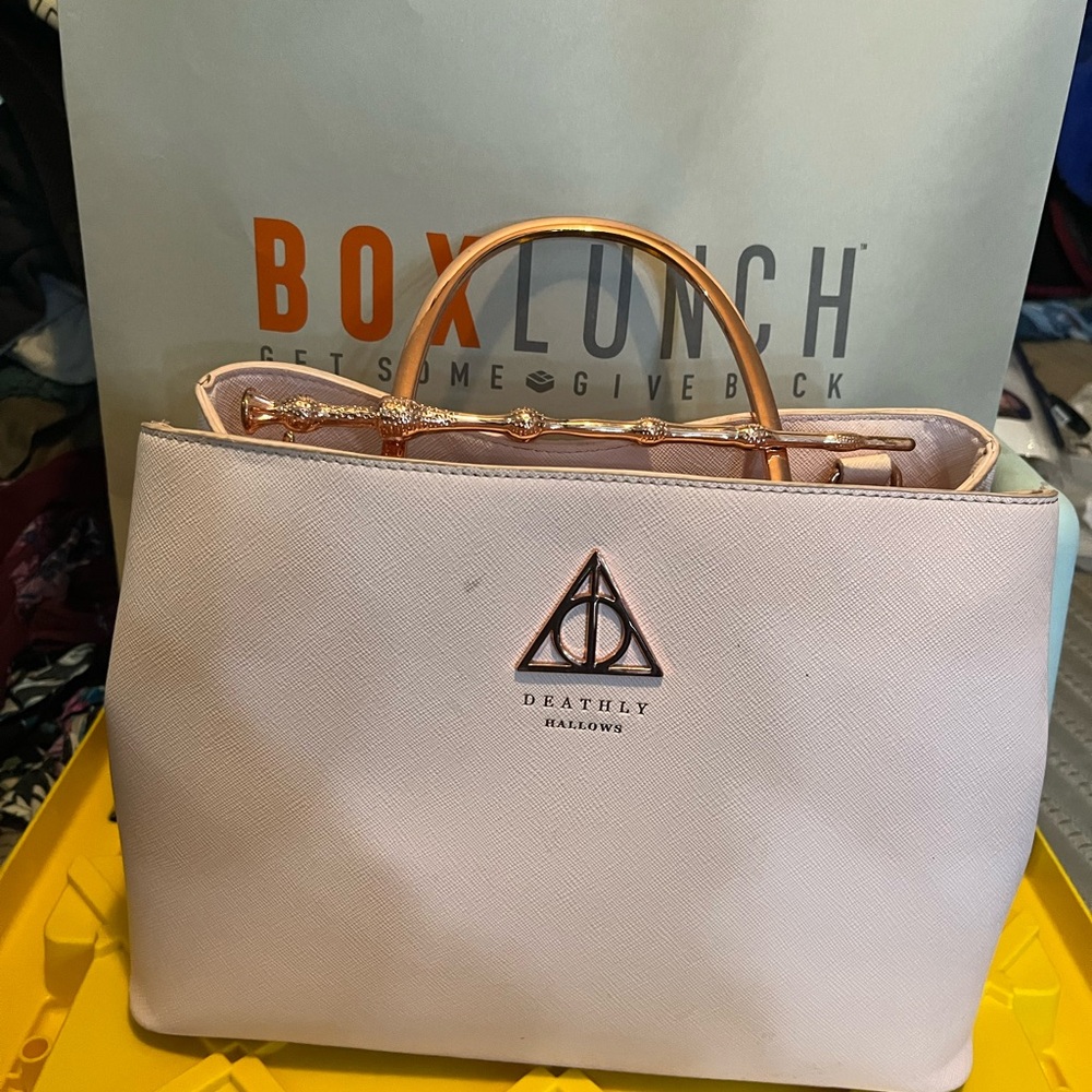 Loungefly Harry Potter Elder Wand Handbag - Pink